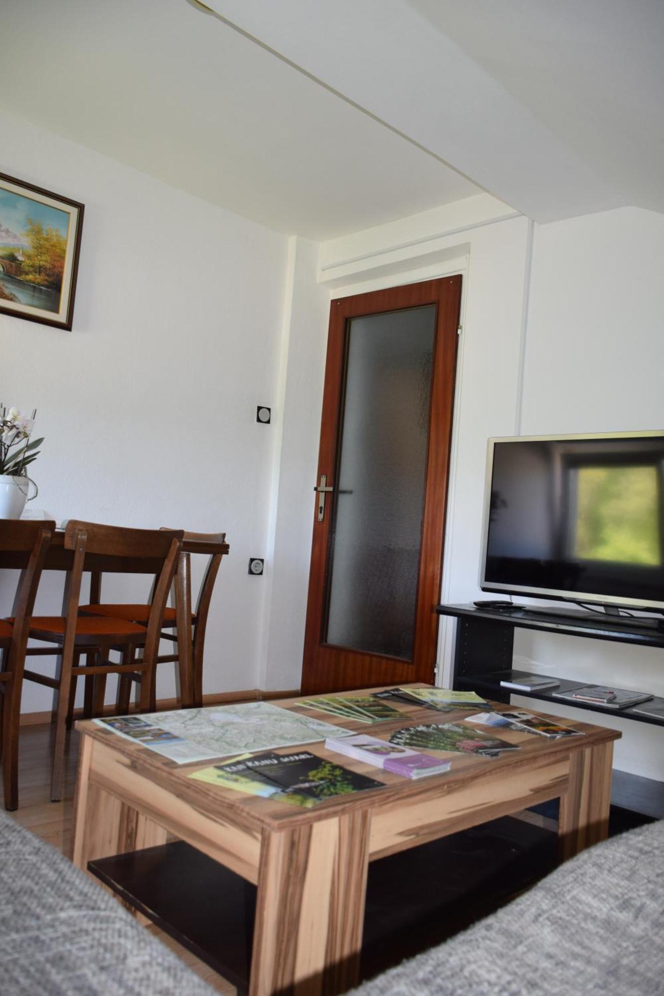 Apartma Narava Begunje pri Cerknici Værelse billede